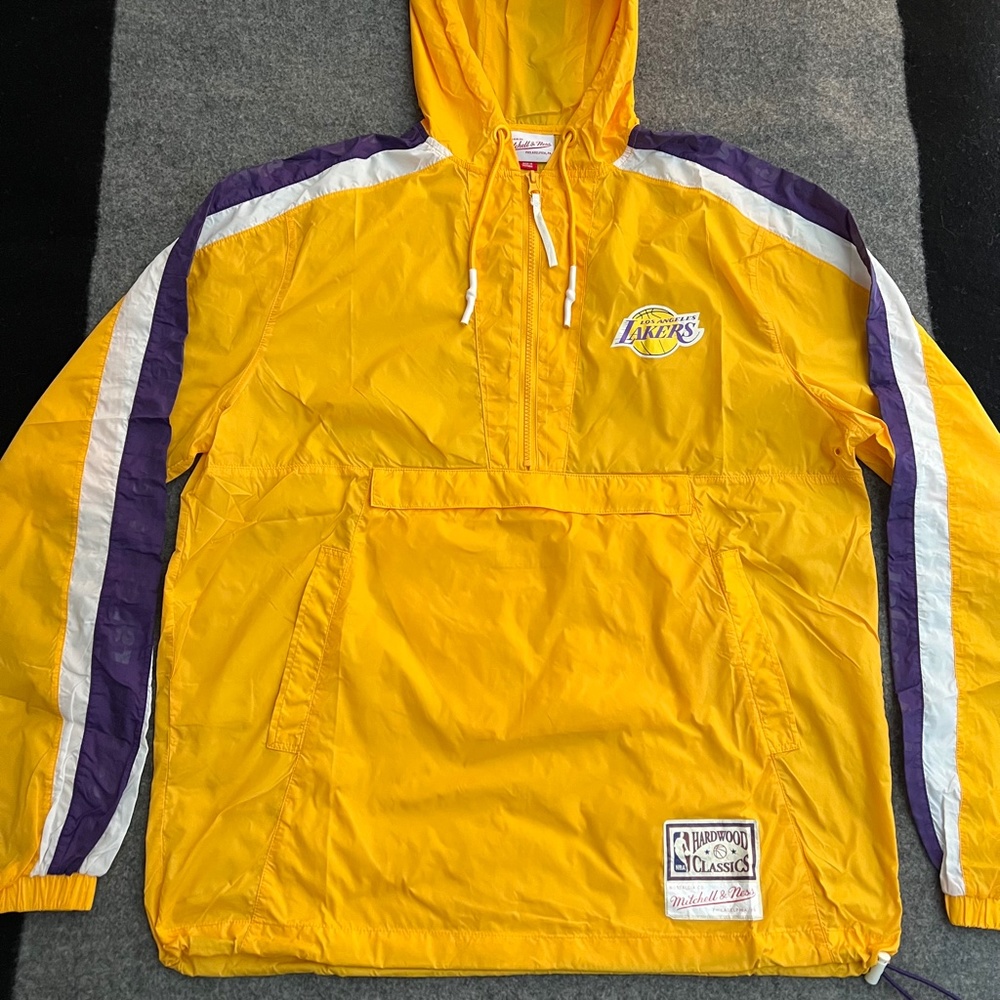 MITCHELL & NESS Los Angeles Lakers Jacket SMALL